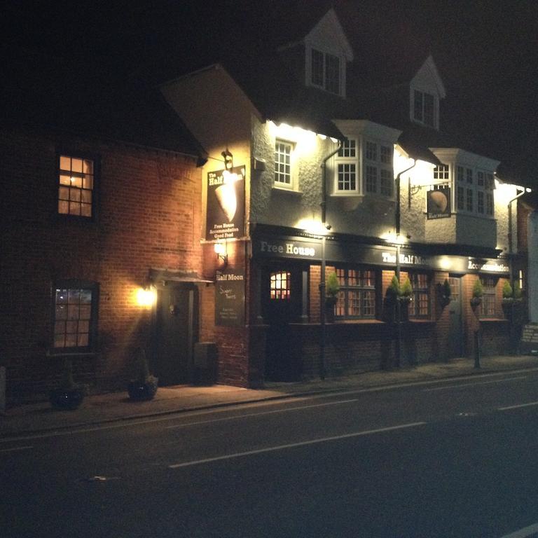 The Half Moon Inn 워킹 외부 사진