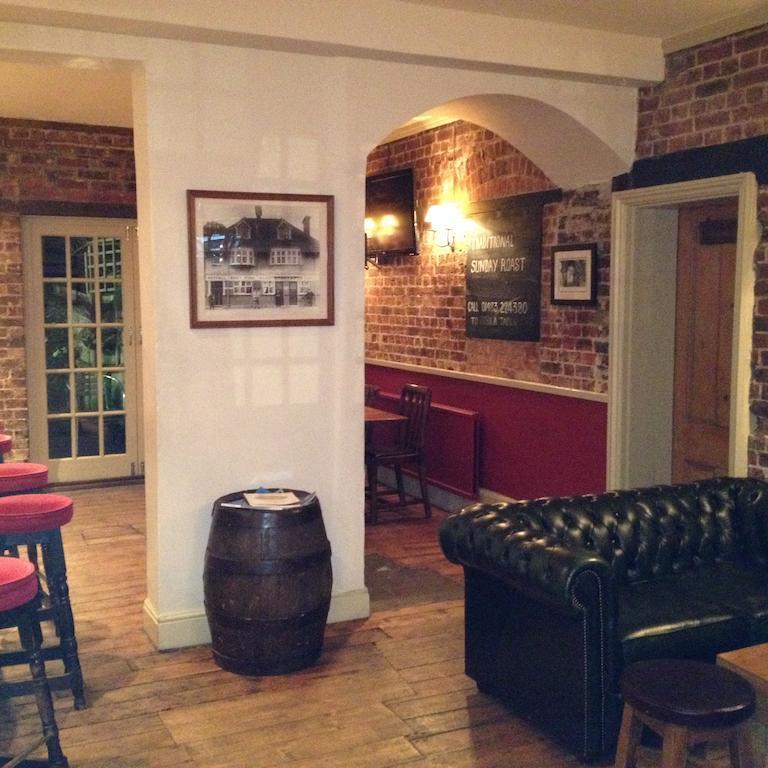 The Half Moon Inn 워킹 외부 사진