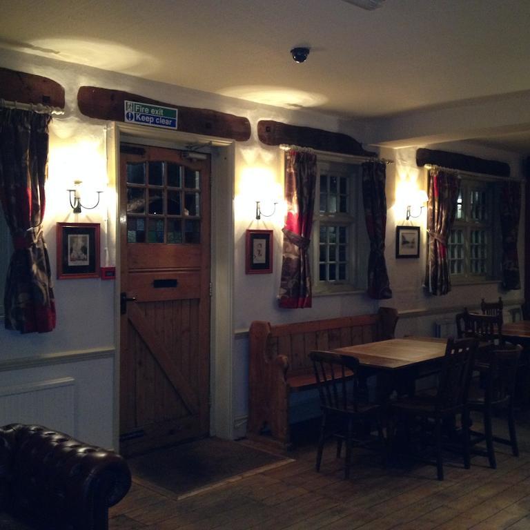 The Half Moon Inn 워킹 외부 사진